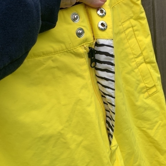 Volcom Youth Snowboard Pants - Picture 7 of 17